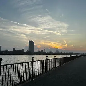 Riverside En Double E14 London
